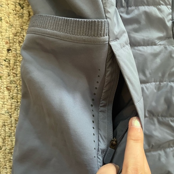 Lululemon “down for it all” vest. Size 2. Running. Every day. Warm - Picture 8 of 10